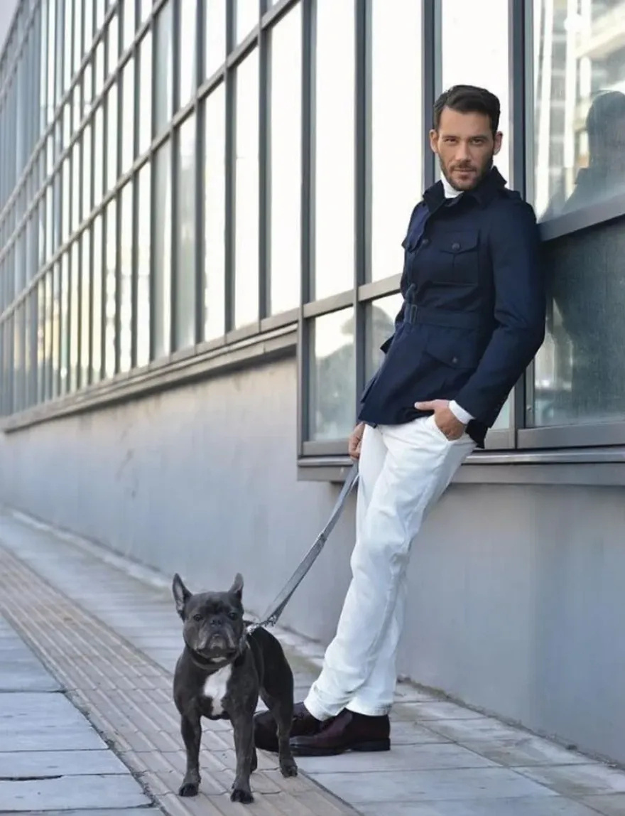 Ήταν ευλογία ότι την είχα μαζί: O Αντίνοος Αλμπάνης αποκάλυψε πως η σκυλίτσα του τον βοήθησε όταν ήρθε αντιμέτωπος με τον καρκίνο