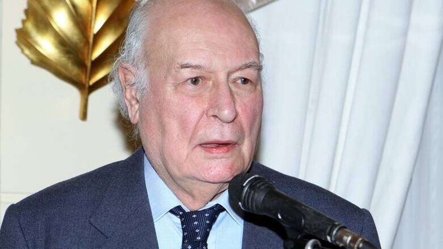 Γιάννης Διακογιάννης: Ο θρύλος της δημοσιογραφίας, η πασίγνωστη θετή κόρη που λάτρευε και τα φτωχικά χρόνια