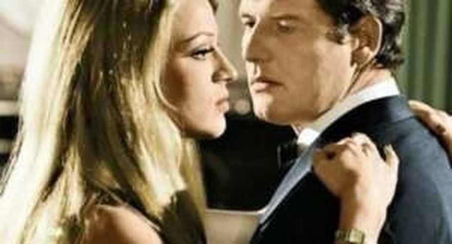 Μέμα Σταθοπούλου: Η παρτενέρ του Θάνου Λειβαδίτη, το μεγάλο δίλημμα και η ασθένεια που της στοίχισε τη ζωή