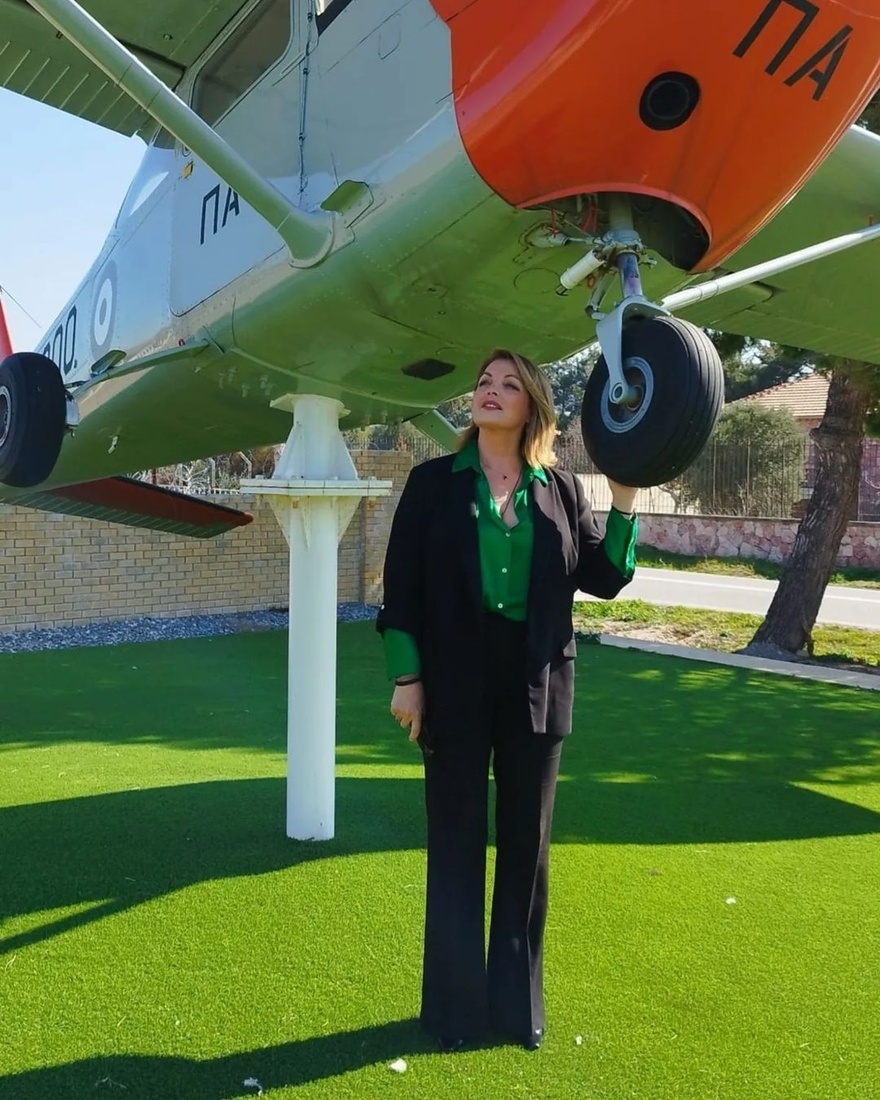 Θα μπορούσε να ήταν κόρη του: Τόσα χρόνια περνούσε ο Τόλης την Γκερέκου, μαθεύτηκε 1η φορά η τεράστια διαφορά ηλικίας