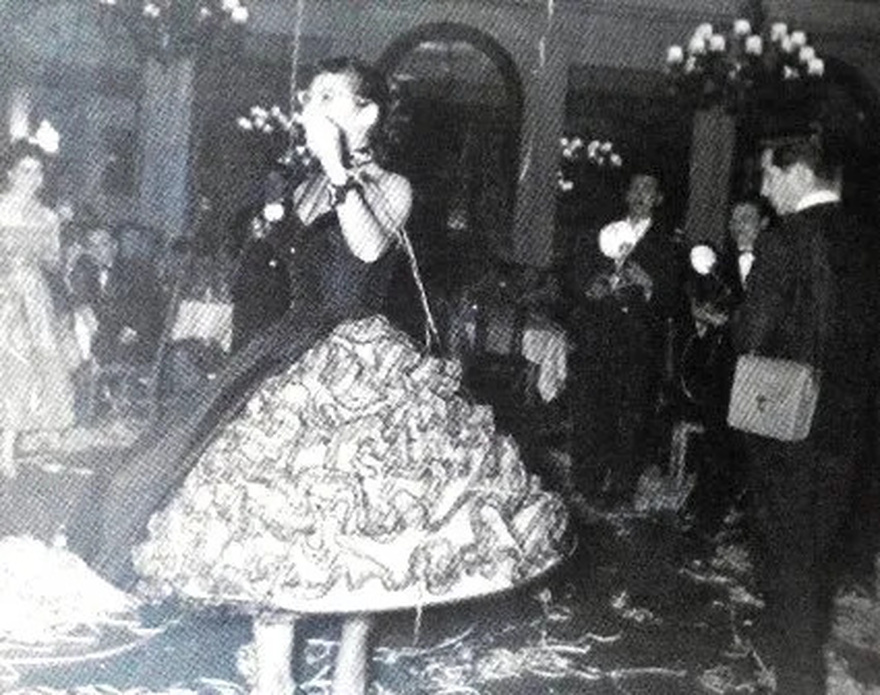 Σούλη Σαμπάχ: Η πρόταση γάμου στα 11, ο γάμος με τον Δημήτρη Νικολαΐδη, οι εκτρώσεις, η ασθένεια που την καθήλωσε στο κρεβάτι και ο μοναχικός θάνατος