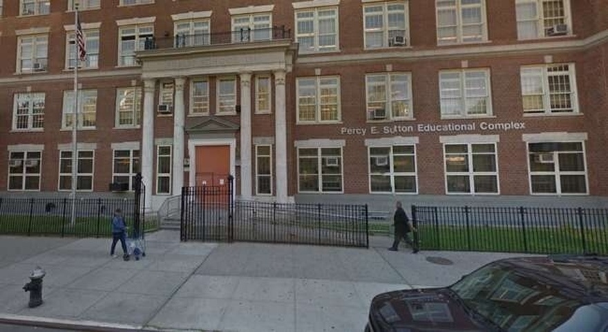 Η Ελλάδα είναι περήφανη για την δασκάλα της: Η Πανωραία Παναγιωσούλη καθιέρωσε τα Ελληνικά ως μοναδική ξένη γλώσσα στο Χάρλεμ της Νέας Υόρκης