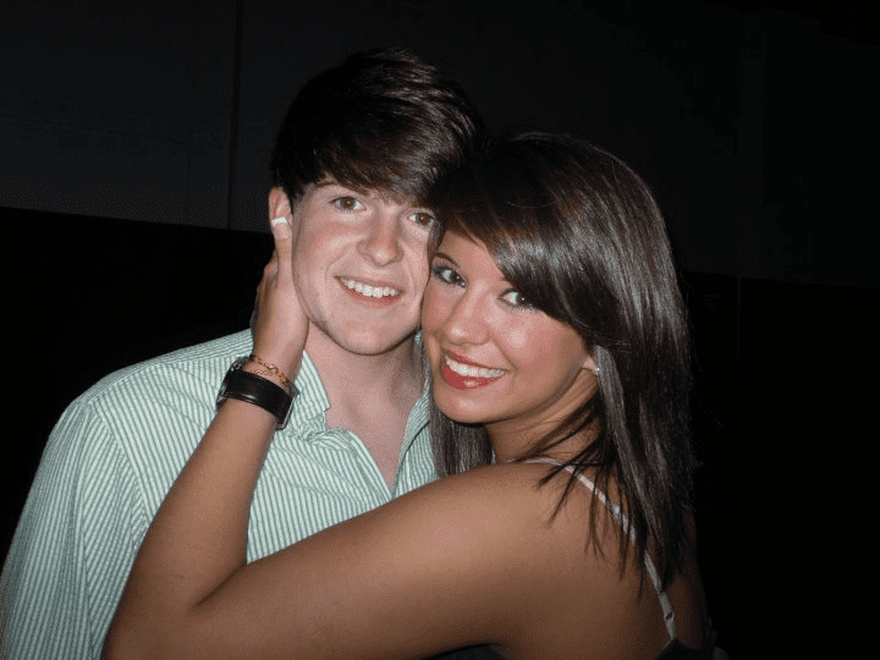 Πριν γνωρίσει τον Στέφανο και ερωτευτούν: Αγνώριστος ο 20χρονος Tyler, με παραπάνω κιλά, σε σχέση και τα φιλιά με… κοπέλα