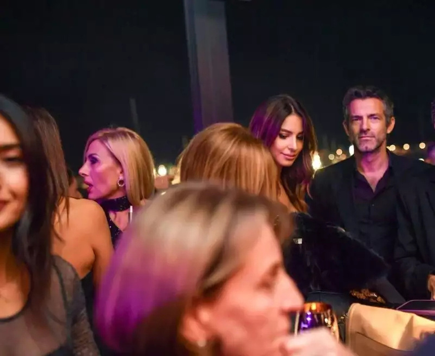 Κουκλάρα, παρουσιάστρια, επιχειρηματίας, μητέρα 2 παιδιών: Ο Μιχόπουλος βρήκε… την καλύτερη μετά το διαζύγιο με την Αθηνά