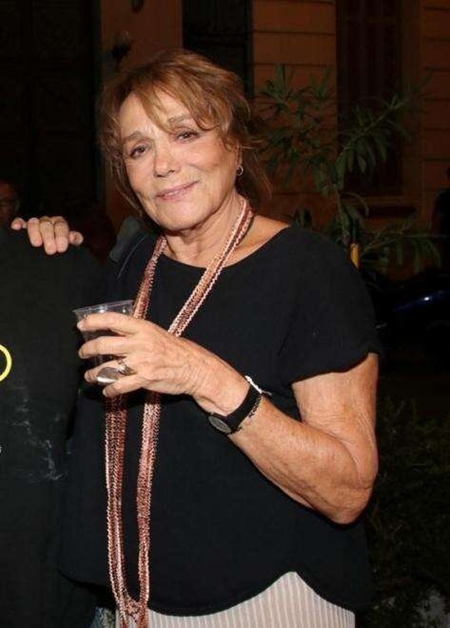 Μπέτυ Αρβανίτη: Οι 3 γάμοι, η ζήλια της Αλίκης, η έκτρωση που την οδήγησε σε χωρισμό, ο μοναχογιός της και το πάθος με τον Γεωργίτση