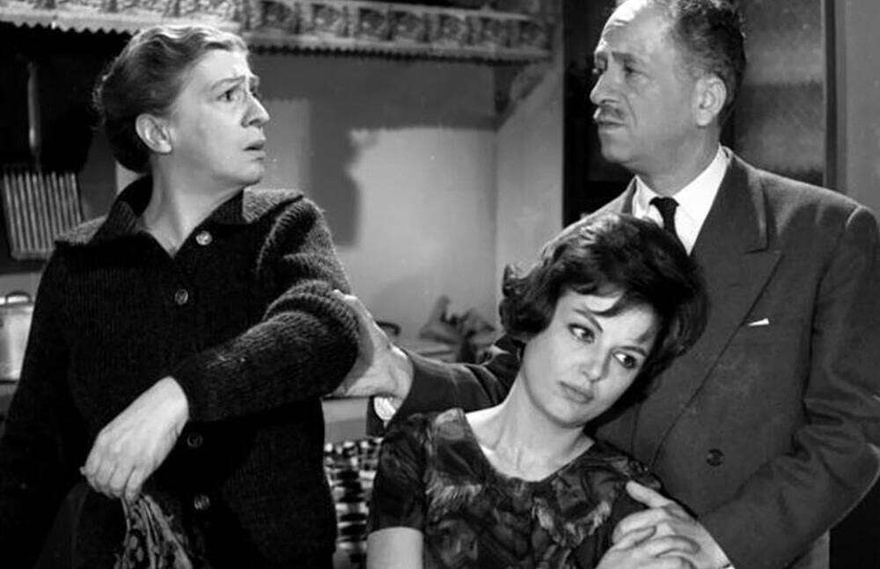 Νίτσα Τσαγανέα : Το πραγματικό όνομα,οι άγνωστες θυελώδεις σχέσεις, ο έρωτας με τον Τσαγανέα, η “εκδικητική” μοίρα και ο καθοριστικός της ρόλος ως μέλος ΕΑΜ