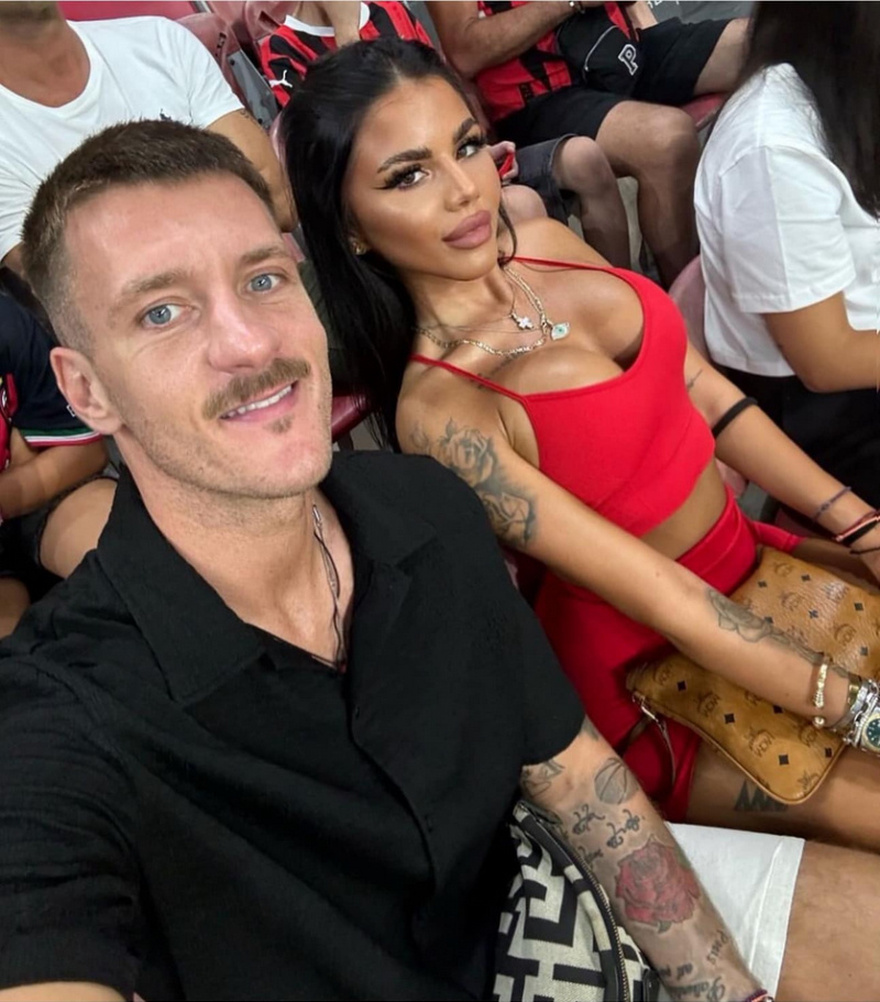 Τούνη στο μελαχρινό! Η νέα σύντροφος του Παπαντωνίου μετά την Ιωάννα (ΦΩΤΟ)