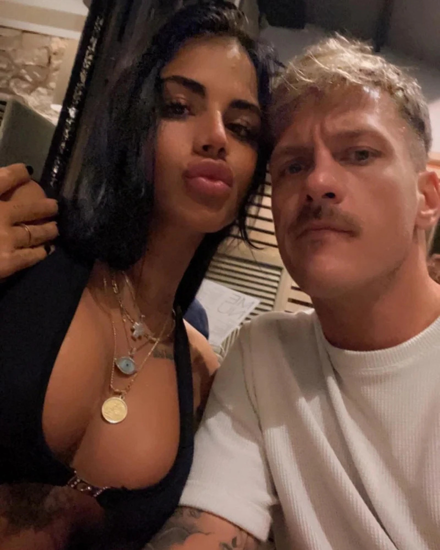 Τούνη στο μελαχρινό! Η νέα σύντροφος του Παπαντωνίου μετά την Ιωάννα (ΦΩΤΟ)