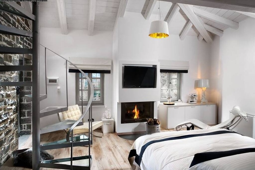 Ο πολυτελής παράδεισος του Κώστα Κεντέρη στα Ζαγοροχώρια με τη γαλήνια θέα και τη μοναδική εσωτερική διακόσμηση