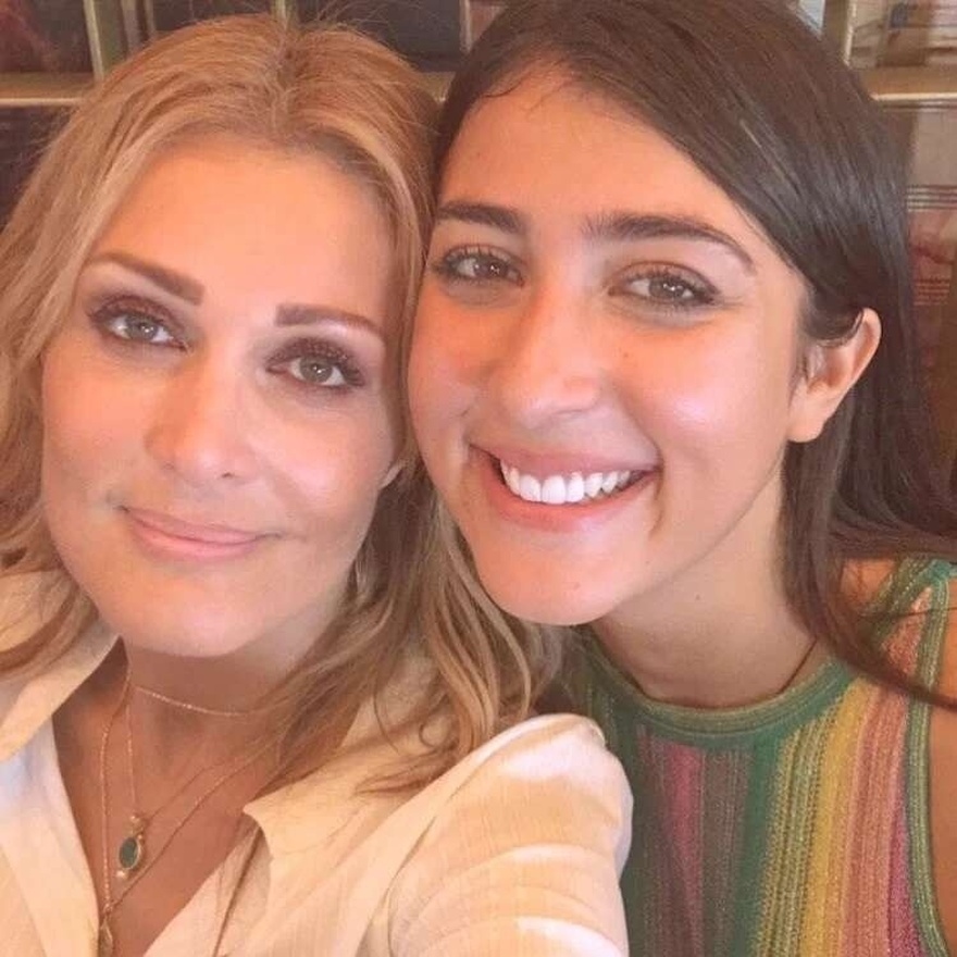 Νατάσα Θεοδωρίδου: “Χώρισα και έμεινα μόνη με ένα παιδί 2 ετών στα χέρια. Πήρα την ευθύνη κι έφυγα για Αθήνα”