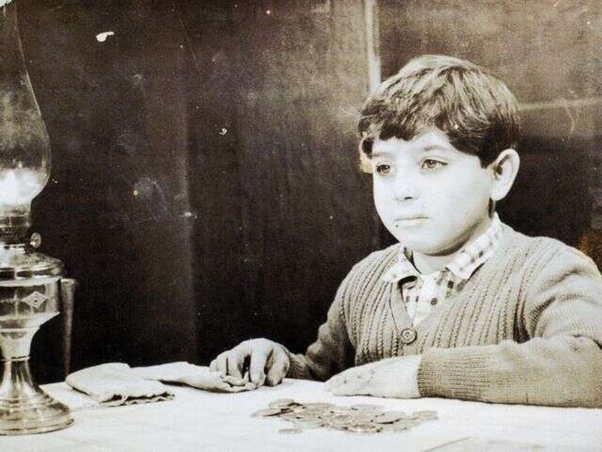 Βασίλης Καΐλας: Ο λουστράκος του κινηματογράφου, το φτωχόπαιδο που έκανε 117 ταινίες και η κατάσταση της υγείας του σήμερα