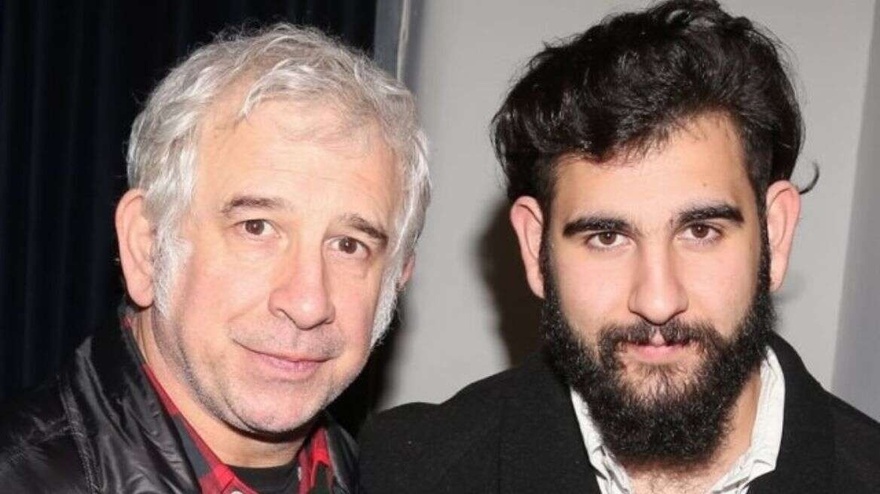 Πέτρος Φιλιππίδης: Τα δικαστήρια, οι καταγγελίες για ασέλγεια, η χρεοκοπία και η σύζυγος που στέκεται πάντα δίπλα του