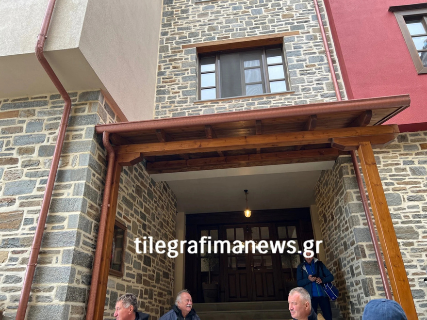 Άνοιξε ξενοδοχείο με σουπερμάρκετ στο Άγιο Όρος – Πόσο κοστίζει η βραδιά, παρέχει μασάζ