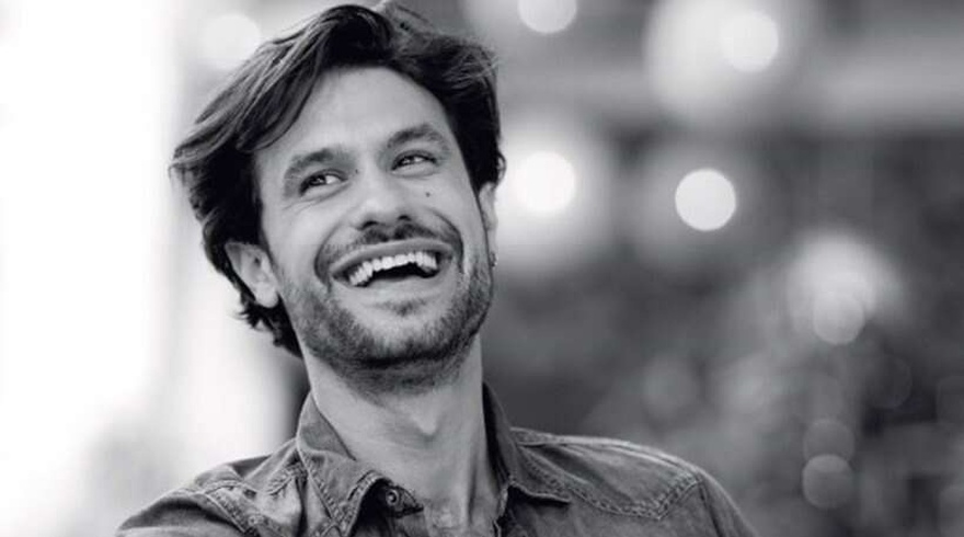 Ορφέας Κωνσταντινίδης: Ο παραδοσιακός γάμος στον τόπο καταγωγής, ο ερχομός του γιου του και η αδυναμία στη μαμά του