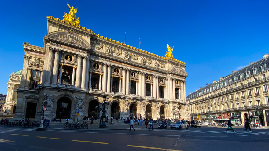 Μυστικά του Παρισιού: Ανακαλύπτοντας τους κρυμμένους κήπους της Πόλης του Φωτός