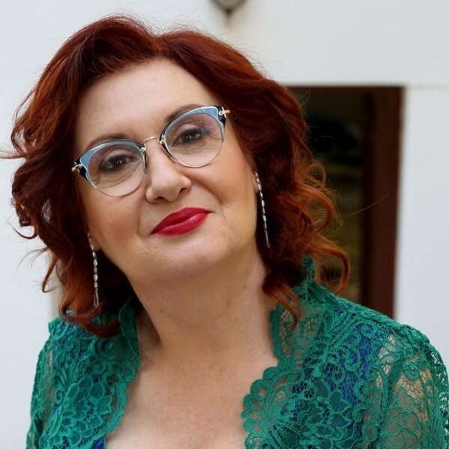 Χάρης Ρηγόπουλος: Ο “Τρελαντώνης” από το “Καφέ της Χαράς”, ο γάμος με τη “Κανέλα” και η σπάνια φωτογραφία τους που κυκλοφορεί