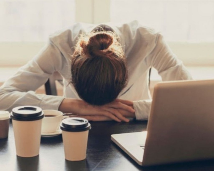 Αισθάνεστε κουρασμένοι μετά τις διακοπές; 7 συμβουλές για να  προσαρμοστείτε ομαλά στη ρουτίνα της καθημερινότητας