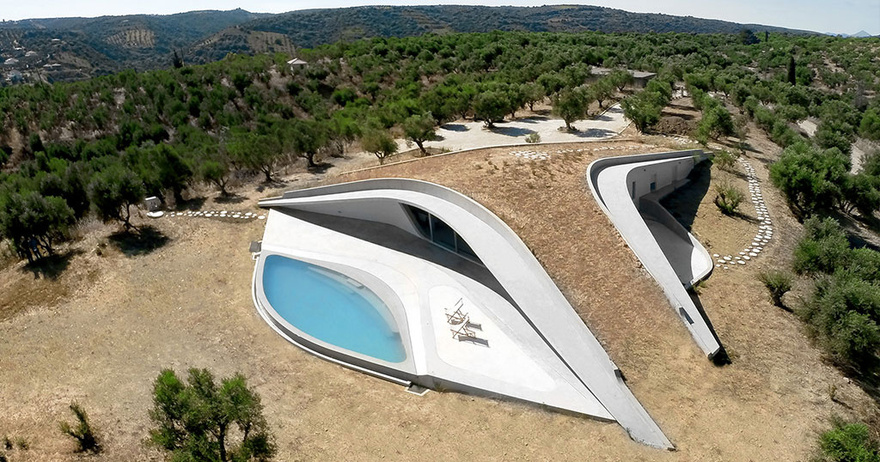 Βίλα στην Πελοπόννησο πήρε βραβείο ως η εντυπωσιακότερη κατοικία παγκοσμίως και το εσωτερικό της μαγεύει