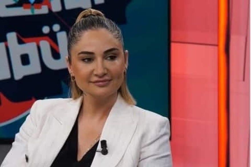 Χαμός στα Ιωάννινα – Τουρκάλα καλλονή προπονήτρια ανέλαβε τον ΠΑΣ Γιάννινα – Οι ψηλοτάκουνες γόβες και το εντυπωσιακό στιλ