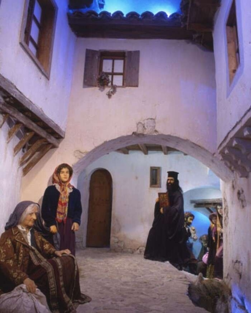 Παύλος Βρέλλης: Ο γλύπτης που δημιούργησε Μουσείο στα Γιάννενα που φιλοξενεί ήρωες του ’21 και ‘ζωντάνεψε΄ την ιστορία του έθνους σε κερί