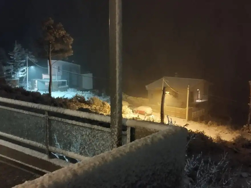 «Ασπρίζει» ο Ουρανός, θα ρίξει πολύ χιόνι: Νέο έκτακτο δελτίο για την κακοκαιρία – Μπήκαν στο επίκεντρο αυτές οι 4 περιοχές