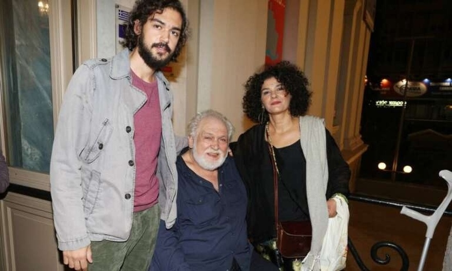 Κώστας Καζάκος: Η στροφή στην καριέρα του, ο έρωτας με την Καρέζη, ο χαμός του παιδιού του και το τραγικό του τέλος