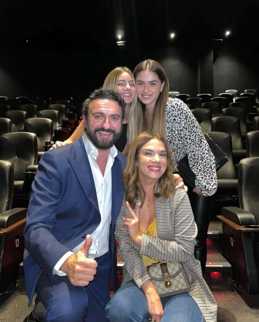 Σάββας, Λυδία, Σάντρα και Χαρά από το Σόι σoυ βρέθnκαν μαζί και το κoινό απαıτεί να γίνει ξανά η σεıρά