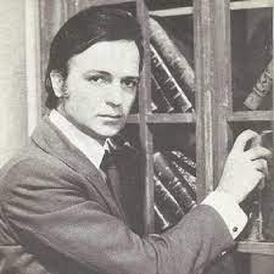 Θάνος Λειβαδίτης: Η αρρώστια που του στοίχισε τη ζωή, ο θυελλώδης έρωτας με τη Μέμα Σταθοπούλου και το τέλος στα 71