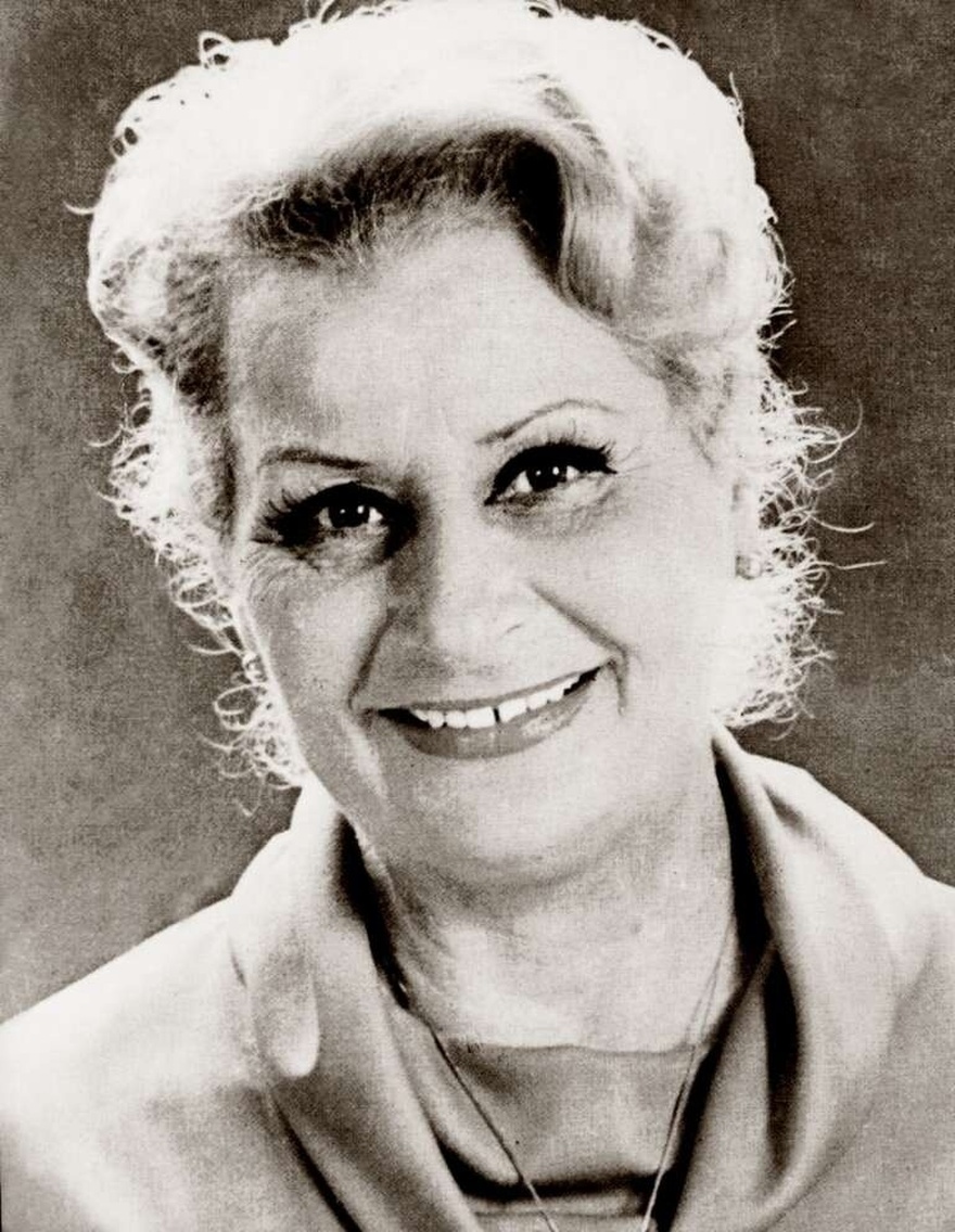 Μίτση Κωνσταντάρα: Ο χαμός που την οδήγησε στο θάνατο, η μητρότητα που δεν ήρθε, οι 40 ταινίες και η αδυναμία στον Λάμπρο Κωνσταντάρα