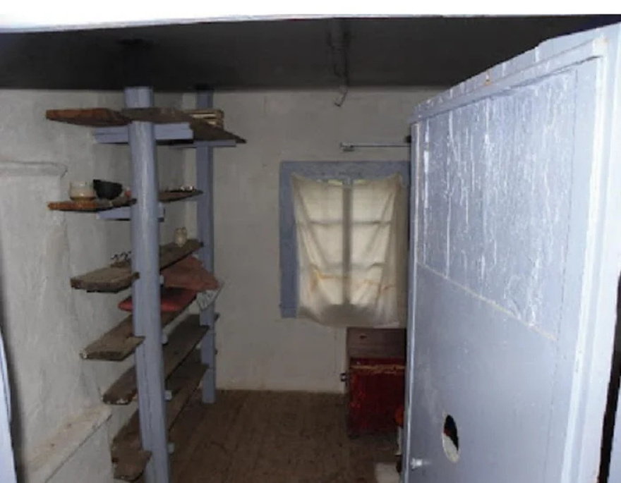 Το αγıασμένο κελί του Αγίου Παϊσίου στον Τίμιο Σταυρό