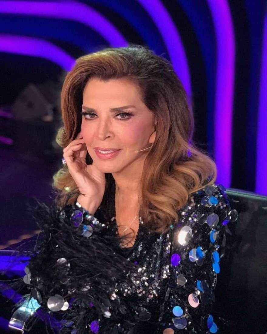 Μιμή Ντενίση: Η επιτυχία της “Σμύρνης”, ο φόβος για την Αλίκη, η απώλεια που την τσάκισε και ο λόγος που διάλεγε μεγάλους άντρες