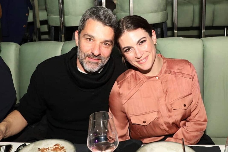 Δεν είναι μόνο η Μαριλίτα Λαμπροπούλου και ο Δημήτρης Λάλος: 5 έρωτες που γεννήθηκαν στα γυρίσματα σειράς