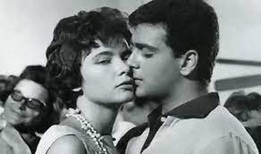 Κώστας Κακκαβάς: Ο όμορφος του σινεμά, η άγνωστη περιπέτεια, η γοητεία του σήμερα στα 86 και ο αθλητισμός