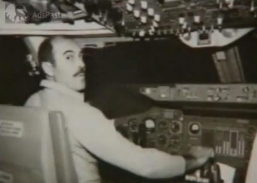 55 μέτρα πάνω από πολυκατοικίες: Έλληνας πιλότος ήρωας κατάφερε το αδύνατο και έσωσε 418 ζωές