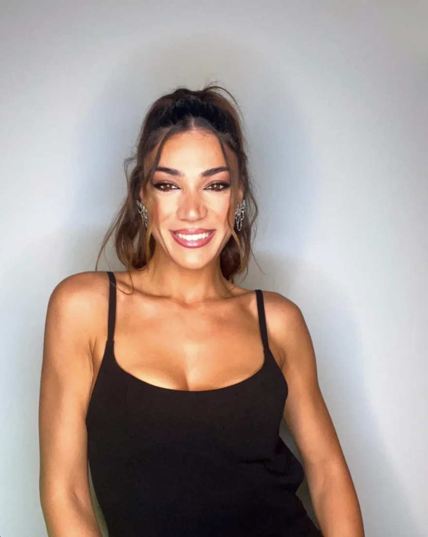 Ποτέ δεν το έκρυψε, το λέει και είναι και περήφανη: Η άγνωστη καταγωγή της Ήβη Αδάμου, όλοι νομίζουν ότι είναι Κύπρια – Δείτε από που κατάγεται τελικά