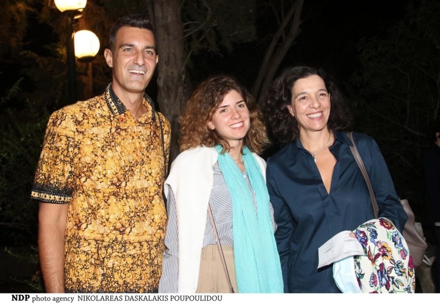 43 ετών, αεροπόρος & κούκλος: Αυτός είναι ο άγνωστος γιος του Γιάννη Μποσταντζόγλου, διέρρευσαν 1η φορά φώτο του