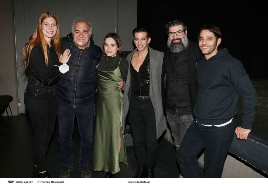 43 ετών, αεροπόρος & κούκλος: Αυτός είναι ο άγνωστος γιος του Γιάννη Μποσταντζόγλου, διέρρευσαν 1η φορά φώτο του