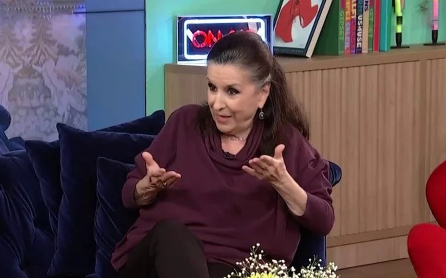 Νένα Μεντή: «Έχω πάει με άλλον άνθρωπο, το ξέρει ο άντρας μου»