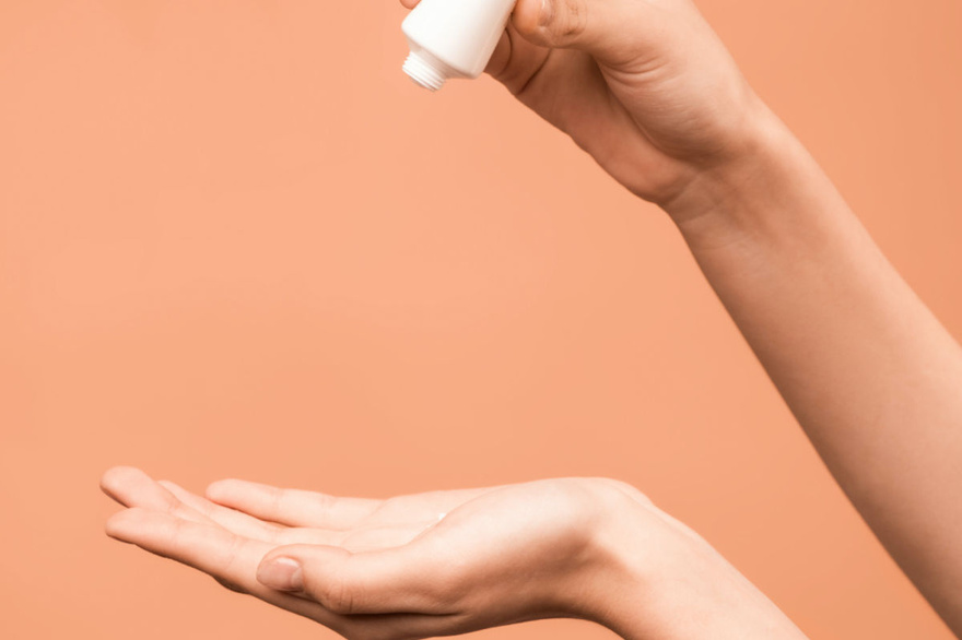 Κρέμα, Λοσιόν & Gel: Οι διαφορές τους και ποια είναι η καταλληλότερη για εσάς