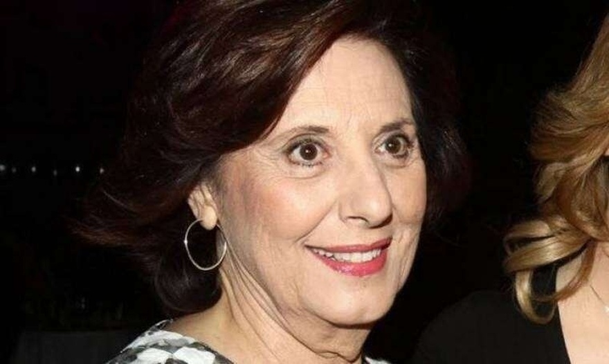 Αντιγόνη Γλυκοφρύδη: Η “Βασιλικούλα” από την “Πολυκατοικία”, η γνωριμία με τον σύζυγό της στα 8 και η μεγάλη δυσαρέσκεια