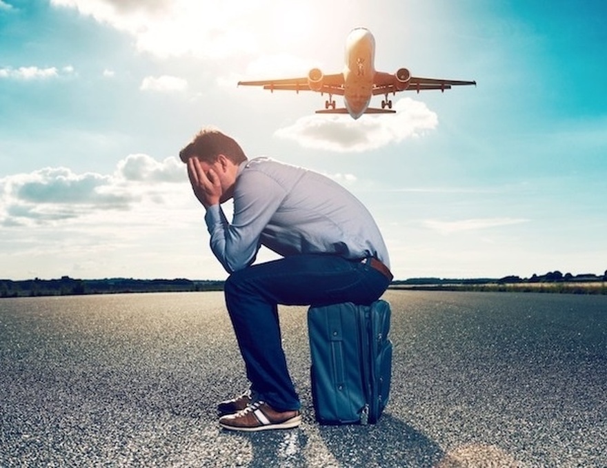 Σας φοβίζουν τα αεροπλάνα: Κατανοώντας και ξεπερνώντας το φόβο σας για τα αεροπλάνα