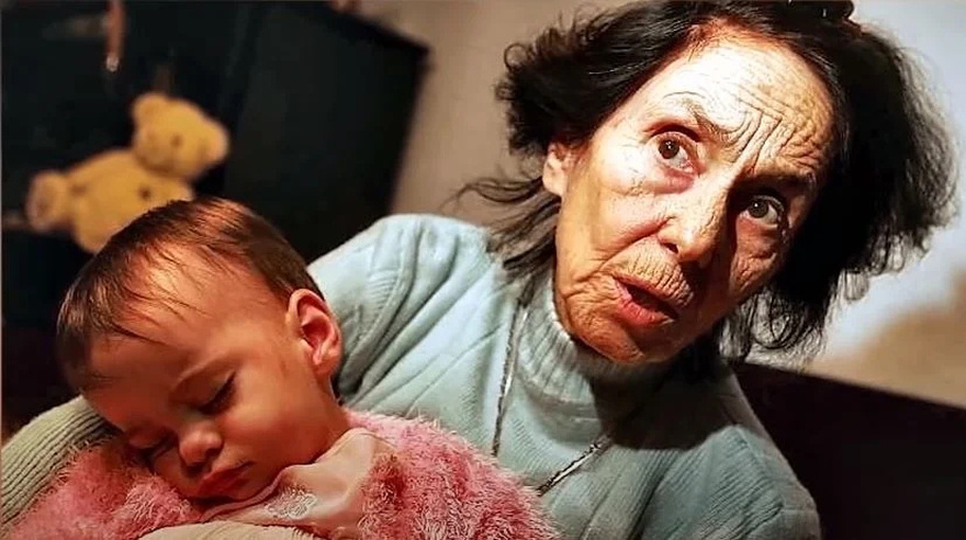 Έγινε μητέρα στα 66 της και όλοι την κατέκριναν, σήμερα είναι 81 χρονών καμαρώνει την έφηβη κόρη της