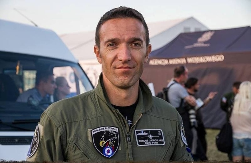 Γιώργος Ανδρουλάκης: Ο πιλότος από την Κρήτη που συγκαταλέγεται στους πρώτους διεθνώς μας κάνει συνεχώς υπερήφανους