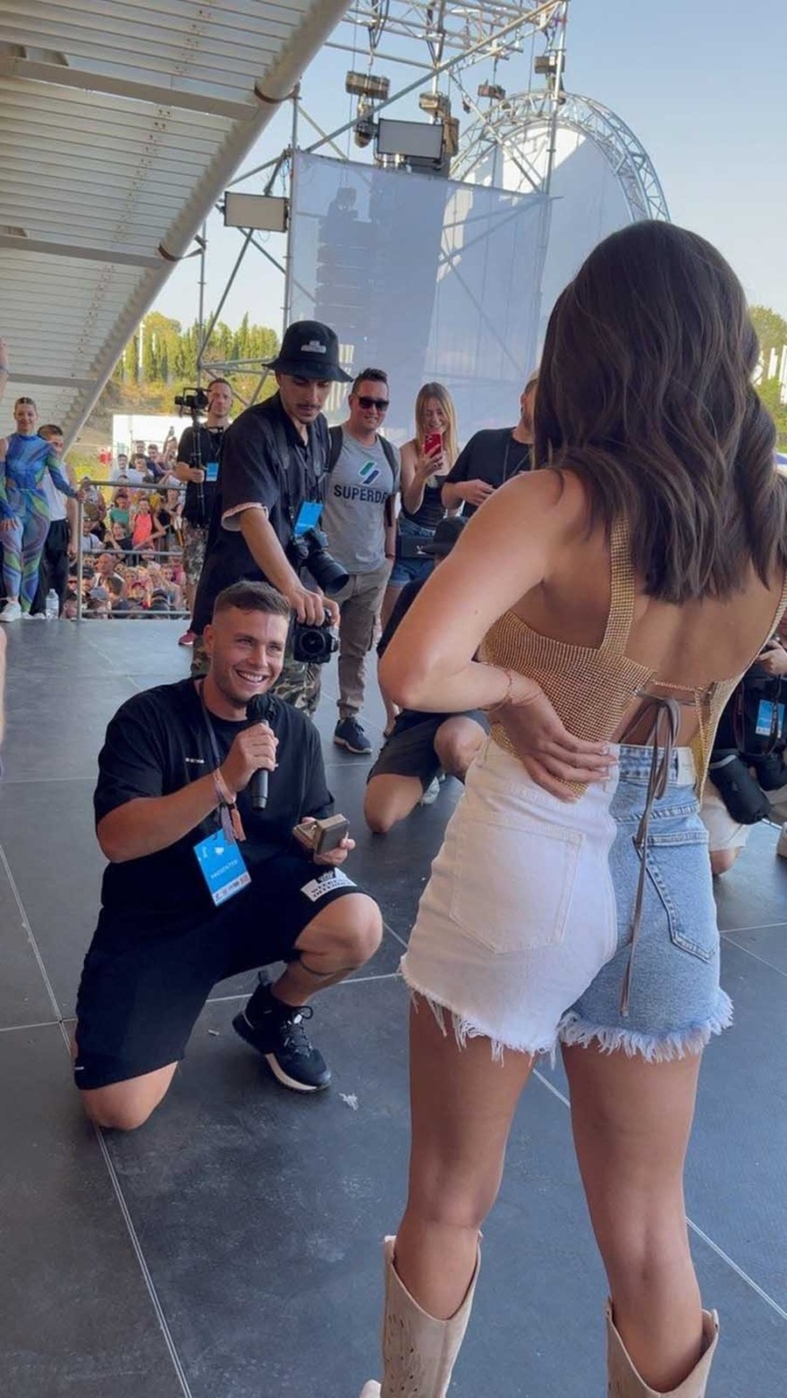 Χωρίζει πασίγνωστο ζευγάρι Ελλήνων, έχουν κι ένα μικρό αγοράκι– Τον άντρα τον ξέρει όλη η Ελλάδα – Δείτε ποιοι είναι