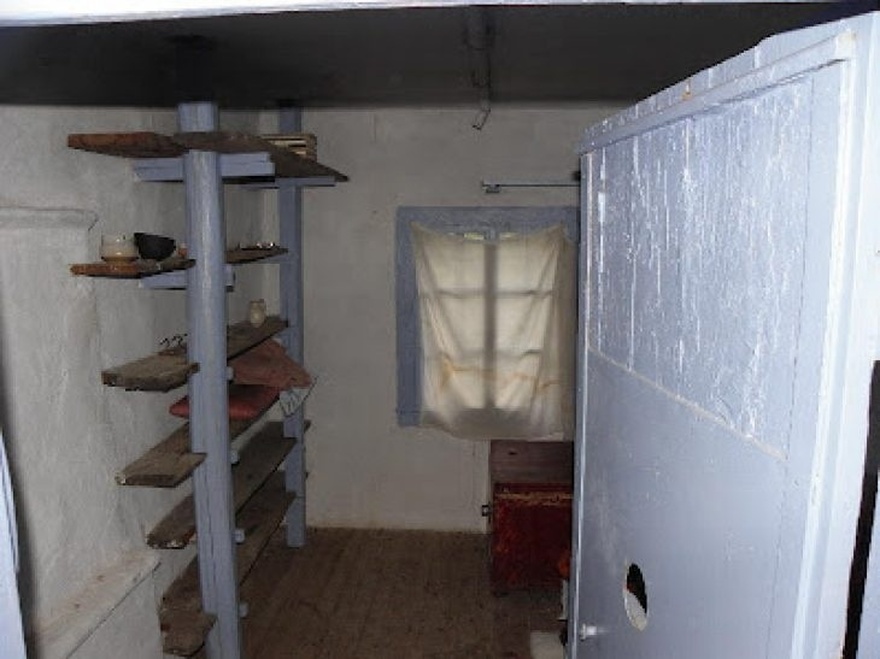 Προκαλεί δέος: Αυτό ήταν το κελί του Αγίου Παϊσίου στον Τίμιο Σταυρό – Σπάνιες φωτογραφίες από το εσωτερικό του