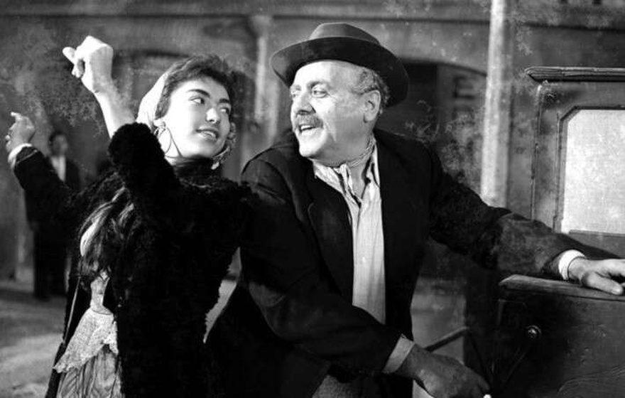 Βασίλης Αυλωνίτης: Ο «πλακατζής» της παρέας, η μεγάλη εξάρτηση από τον ιππόδρομο, η λαμπρή καριέρα και ο ξαφνικός και μοναχικός θάνατος