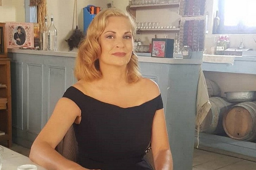 Θεοφανία Παπαθωμά: Η καριέρα στην τηλεόραση, η γέννα στο σπίτι, η επιστροφή στα θρανία και η Πυθαγόρειος διατροφή