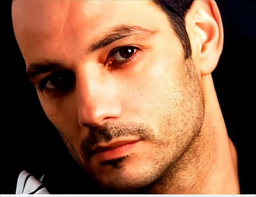 Γνωστός ηθοποιός εγκατέλειψε την κοσμική ζωή για να ακολουθήσει το δρόμο του Θεού -Έπαιζε σε «Καλημέρα Ζωή» και «Δύο Ξένους»