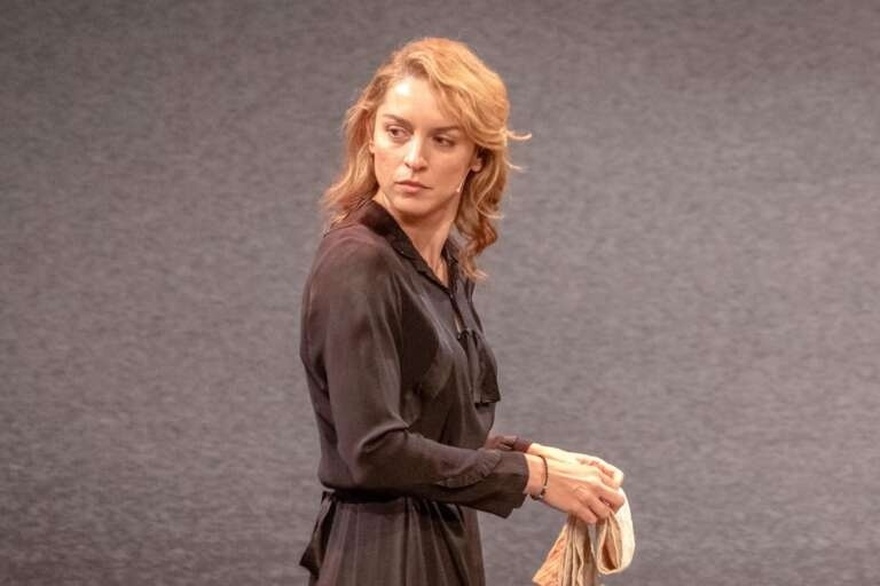 Γιουλίκα Σκαφιδά: Η σκλήρυνση κατά πλάκας, ο ξυλοδαρμός που την έστειλε αυτόφωρο και η δουλειά που την άφησε απλήρωτη