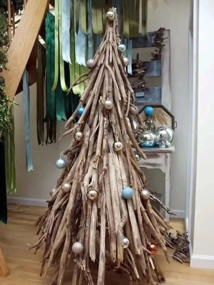 Δεν θες να στολίσεις δέντρο; Κανένα πρόβλημα: 60 εναλλακτικές ιδέες για να διακοσμήσεις το σπίτι σου